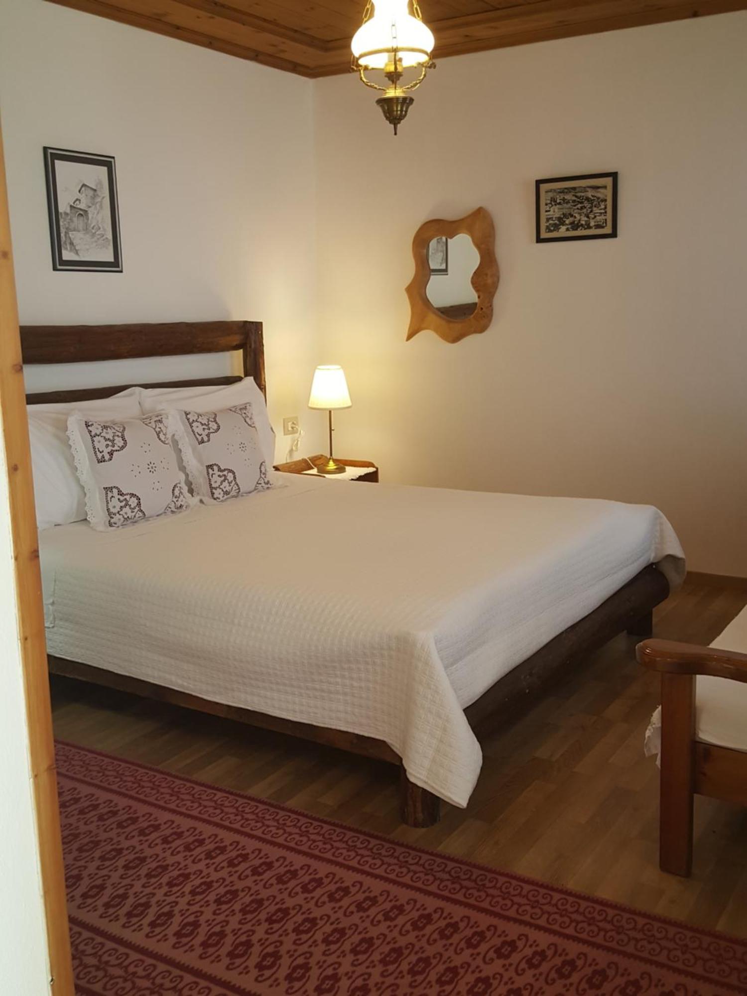 Hotel Gjirokastra Eksteriør billede