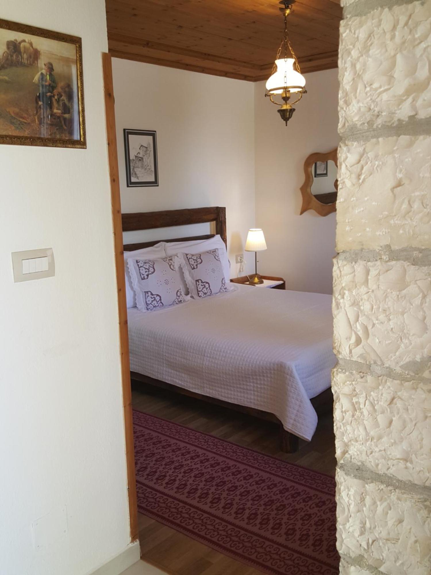 Hotel Gjirokastra Eksteriør billede